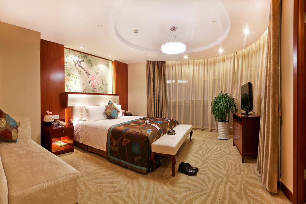 Landison Plaza International Hotel Zhenjiang  Exterior foto