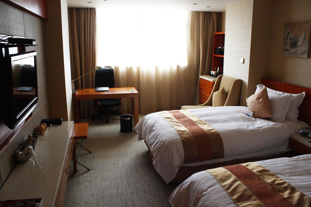 Landison Plaza International Hotel Zhenjiang  Exterior foto
