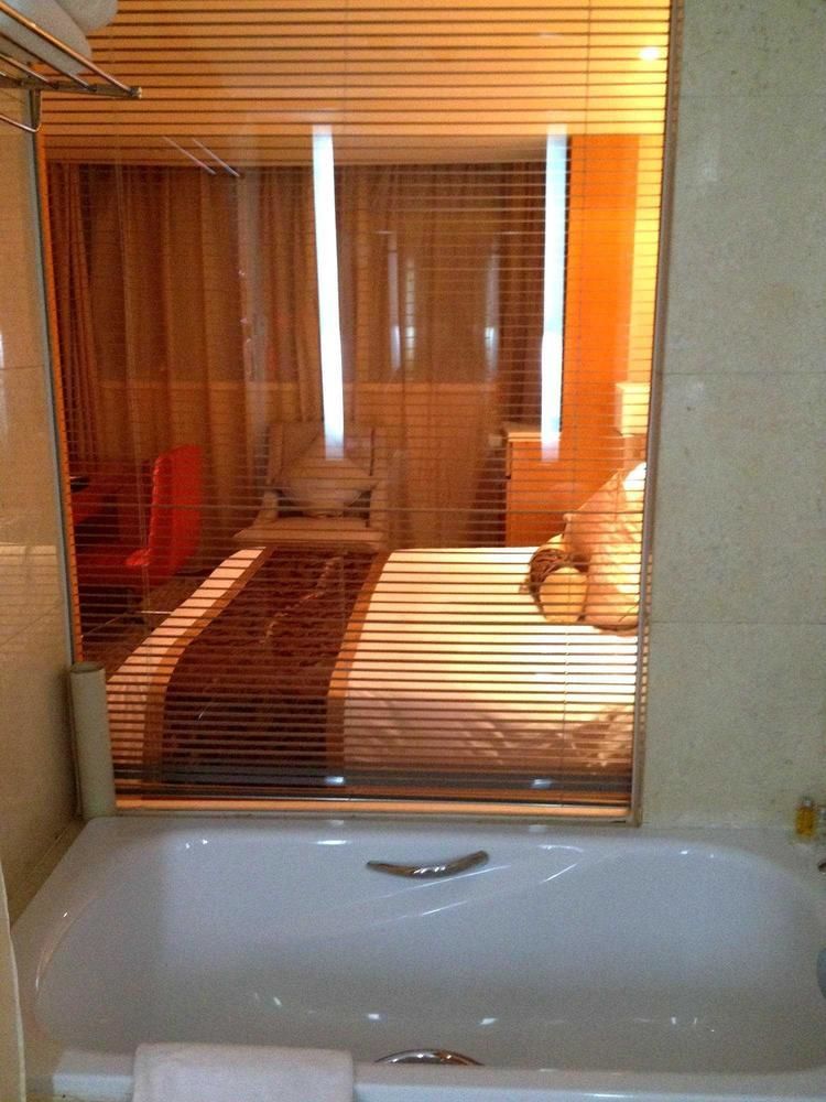 Landison Plaza International Hotel Zhenjiang  Exterior foto