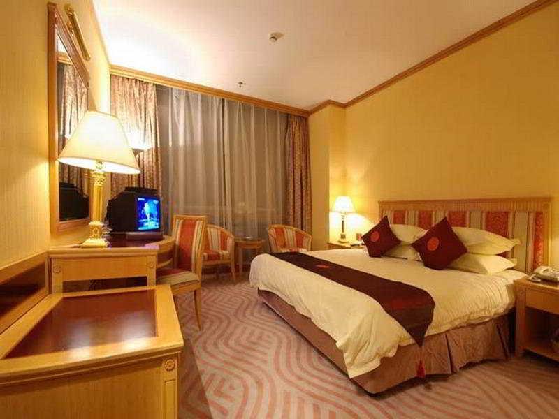 Landison Plaza International Hotel Zhenjiang  Exterior foto