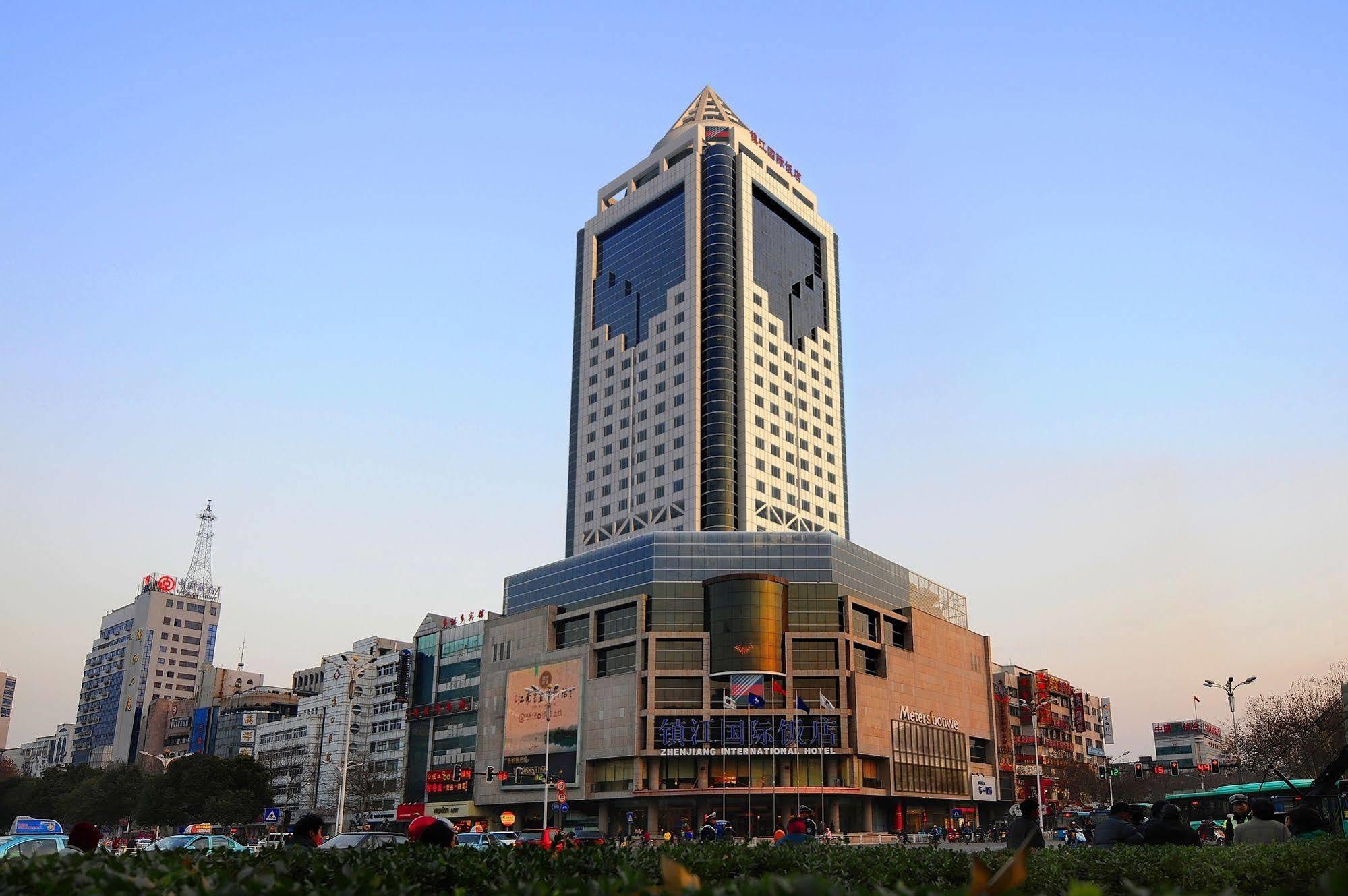 Landison Plaza International Hotel Zhenjiang  Exterior foto